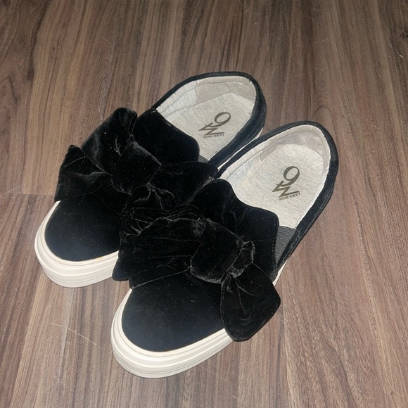Nine West Velvet Material Slip on Sneaker - Picture 1 of 3